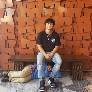 Meet your Posher, Jonathan